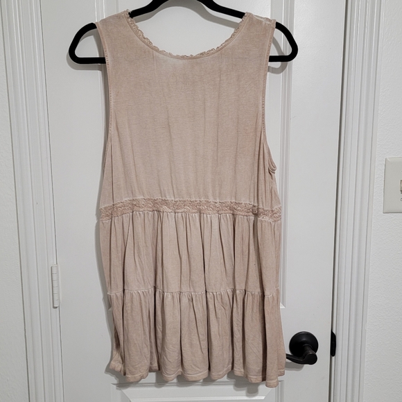 Torrid Super Soft Tank - Picture 2 of 4